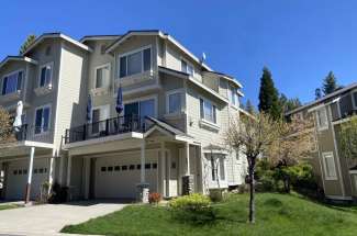 The Villa – 50 Lakeside Drive
