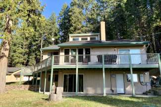 Eastside Oasis- 5810 Highway 147 East Shore Lake Almanor