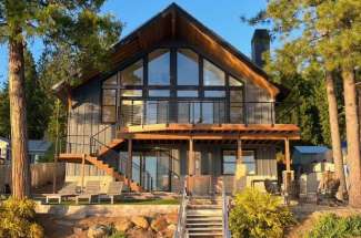 Cale- 3895 Highway 147 Lake Almanor
