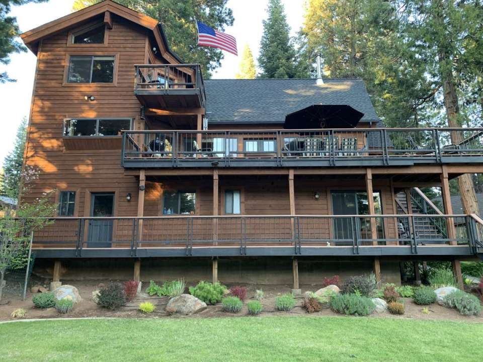 Gough- 1010 Peninsula Trail, Lake Almanor Country Club