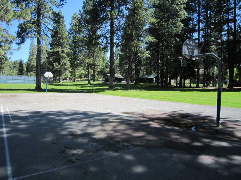 Lake Almanor Country Club - Lake Almanor Real Estate