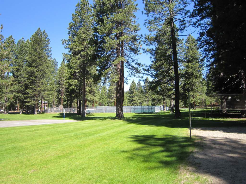 Lake Almanor Country Club - Lake Almanor Real Estate