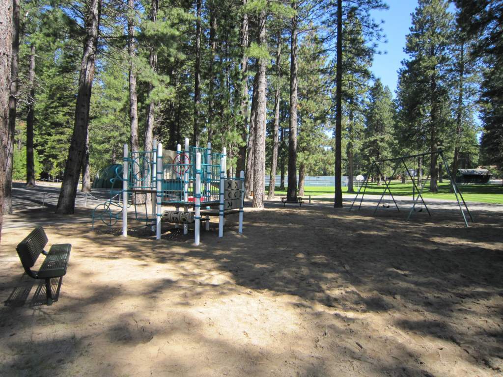 Lake Almanor Country Club - Lake Almanor Real Estate