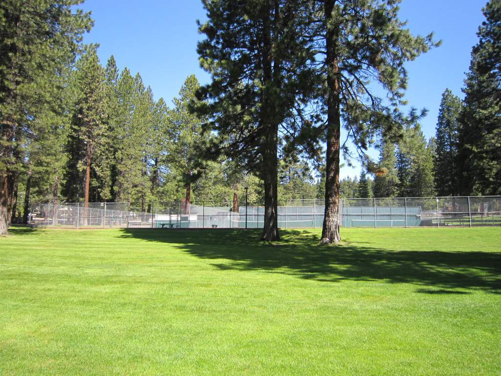 Lake Almanor Country Club - Lake Almanor Real Estate