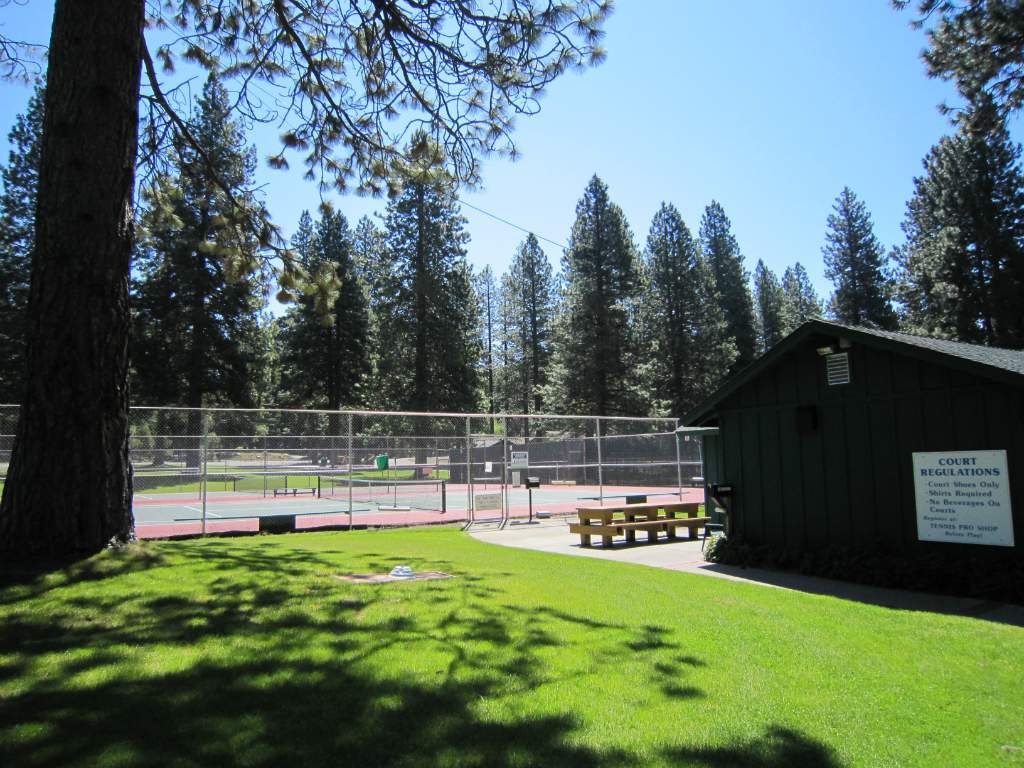 Lake Almanor Country Club - Lake Almanor Real Estate