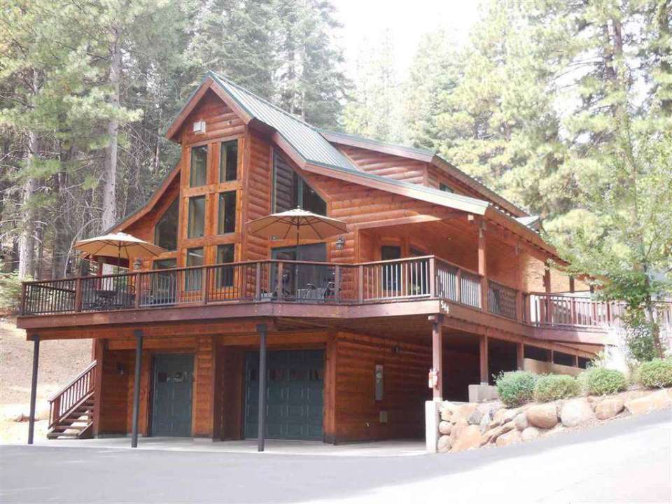 Roberts – 544 Peninsula Dr. Lake Almanor Country Club